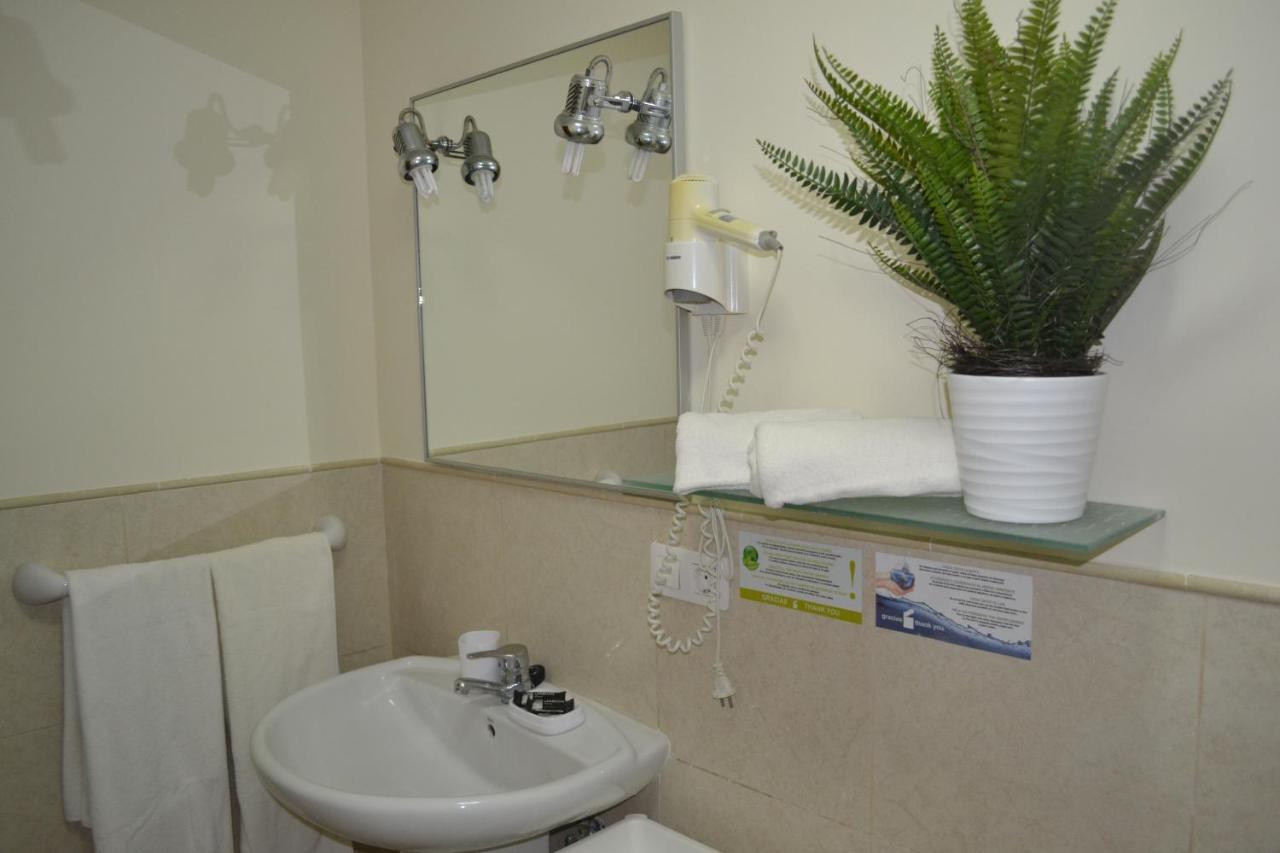 Apartamentos Garden Atlantis En Club Atlantis 阿德耶 外观 照片