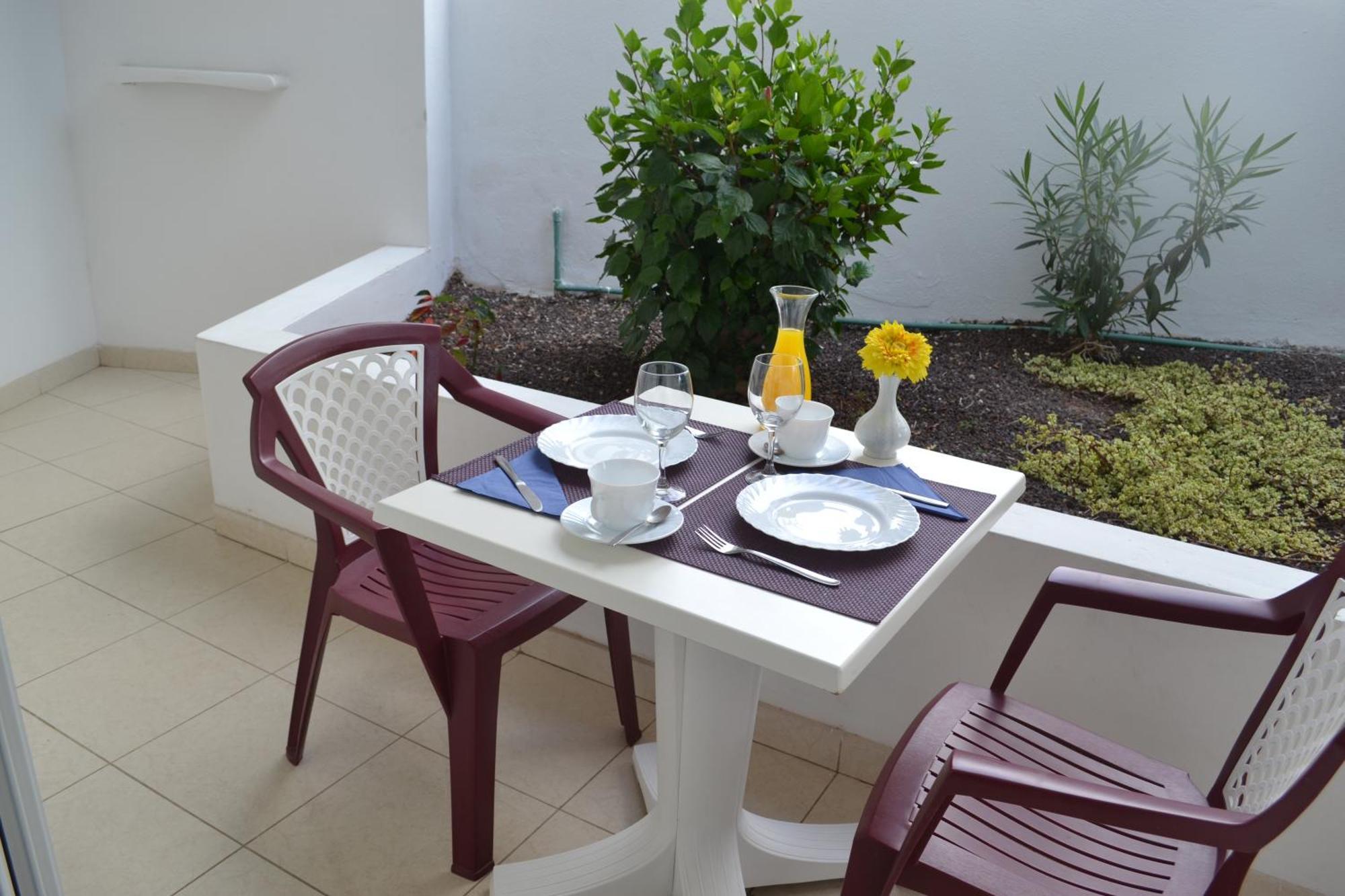 Apartamentos Garden Atlantis En Club Atlantis 阿德耶 外观 照片